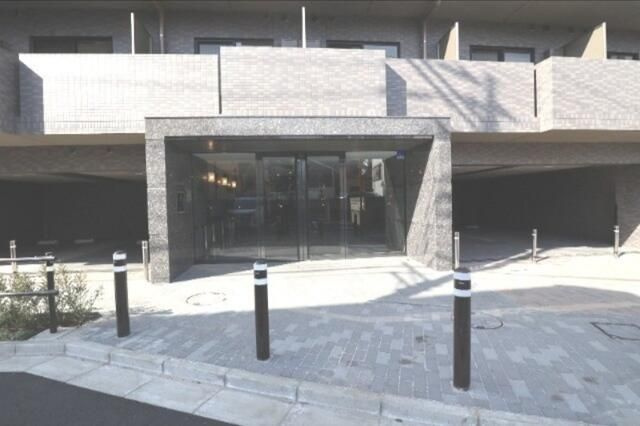 ルーブル板橋泉町壱番館のエントランス