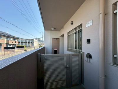 【玄関】 | フロレセール桜の町