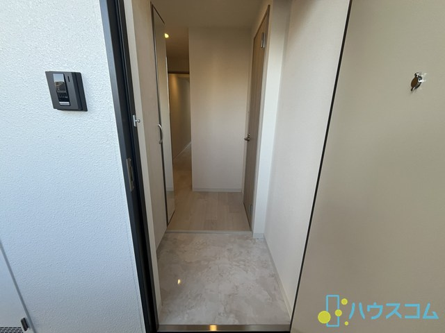 Alivis新町の玄関