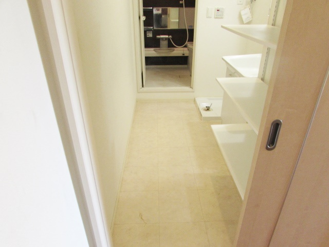 御殿山２丁目テラスハウスの玄関|シンプルで使いやすい玄関です