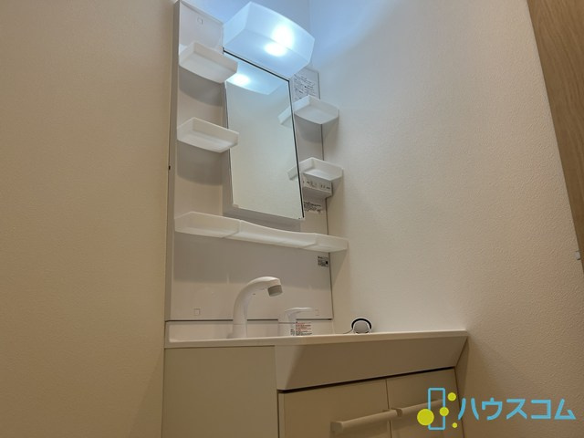Alivis新町の洗面所