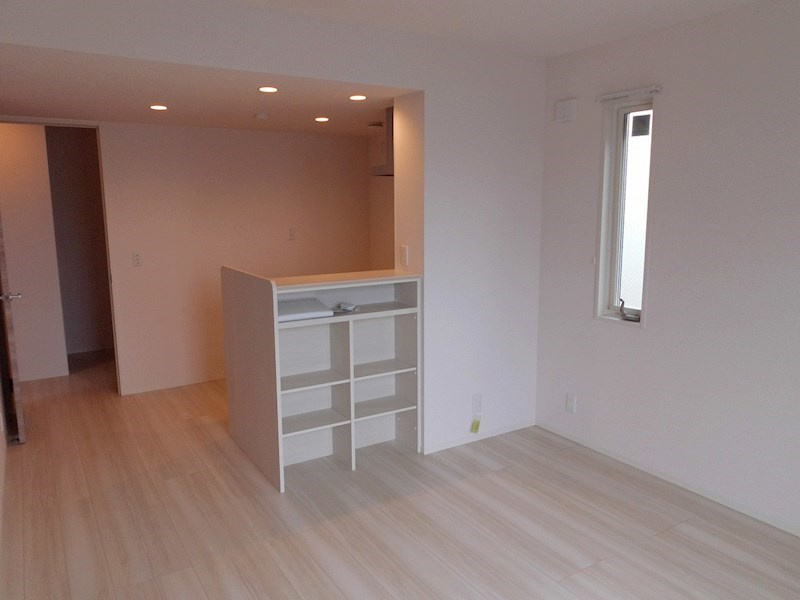 コーシェリ・アイの居間・リビング