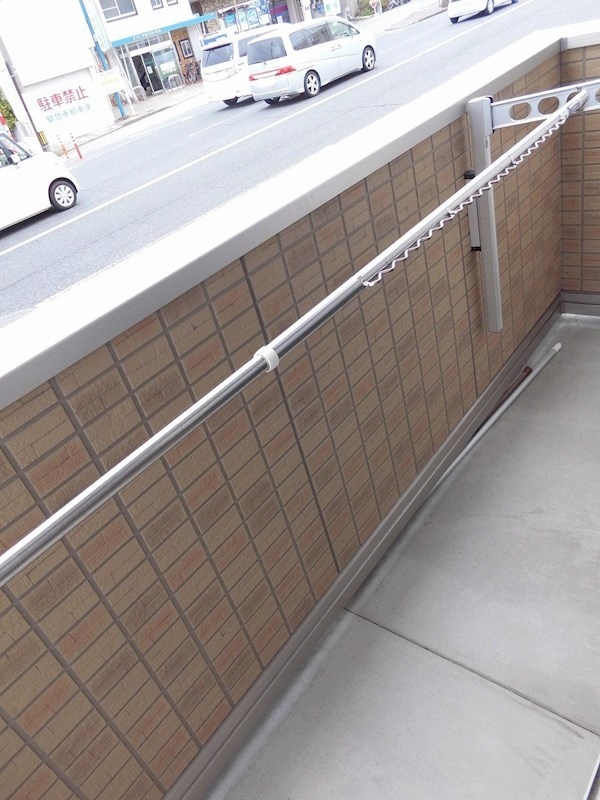 コーシェリ・アイのバルコニー