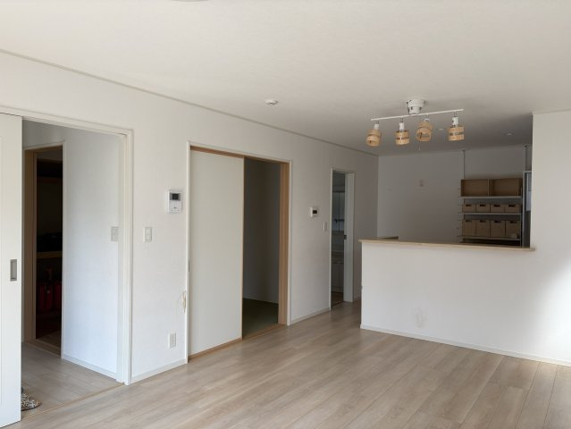 常磐西郷町落合 中古一戸建ての居間・リビング