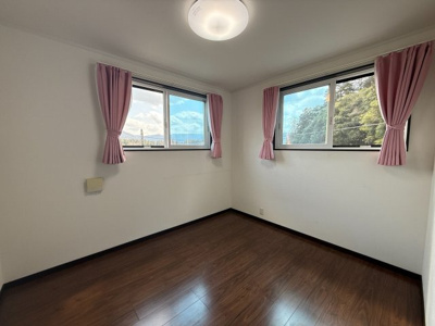 【洋室】 | 石岡市加生野　インナーバルコニー　4LDK