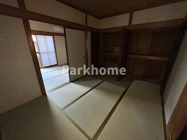 グランドステージ土佐市役所前の収納