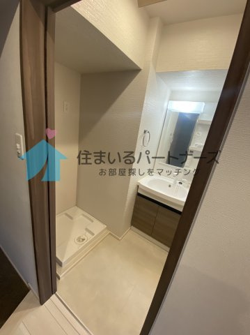 RESIDENCE花畑の洗面所|忙しい朝には欠かせない洗面所です
