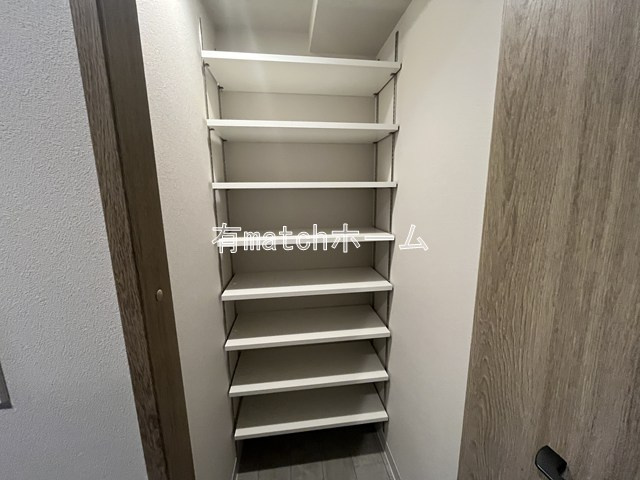 Louis Residence 弁天町の収納