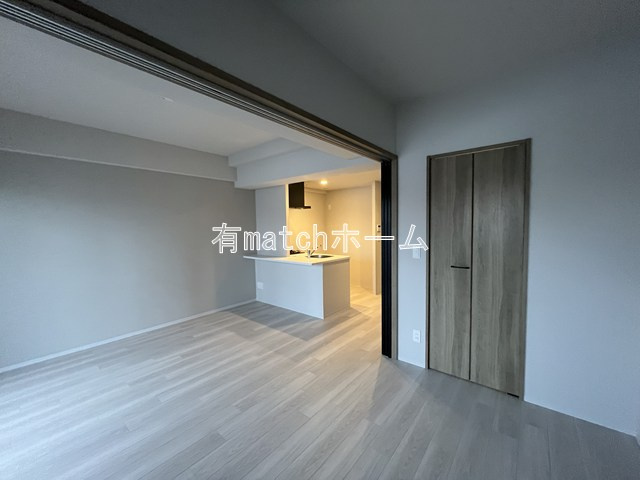 Louis Residence 弁天町の洋室