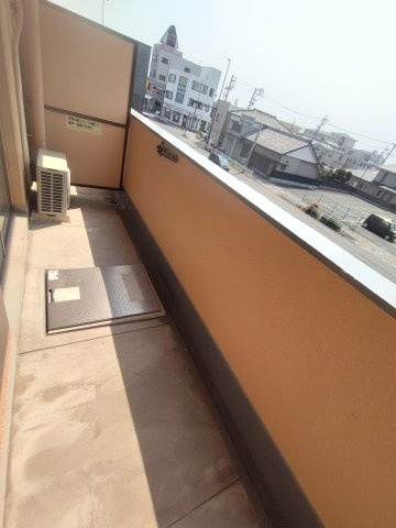 豊川支店マンションのバルコニー