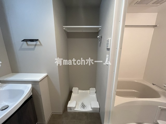 Louis Residence 弁天町の洗面所