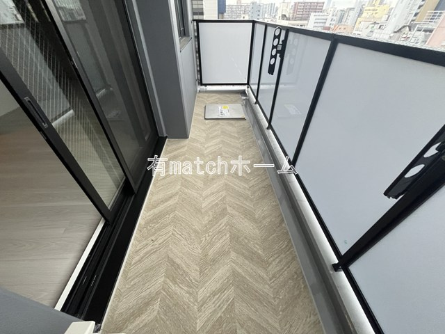 Louis Residence 弁天町のバルコニー