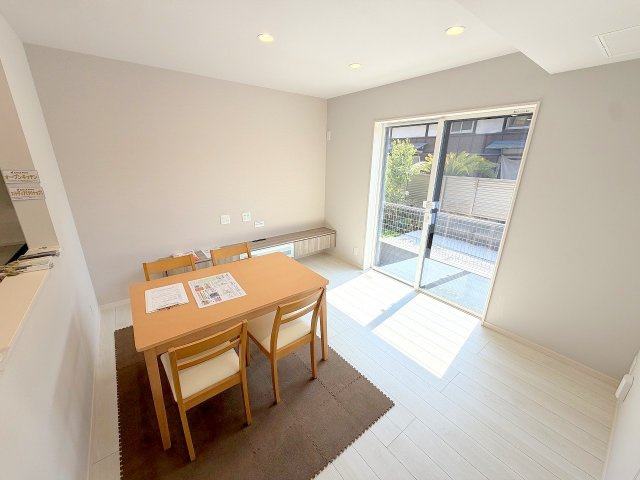 福生市熊川全２棟　新築分譲の居間・リビング