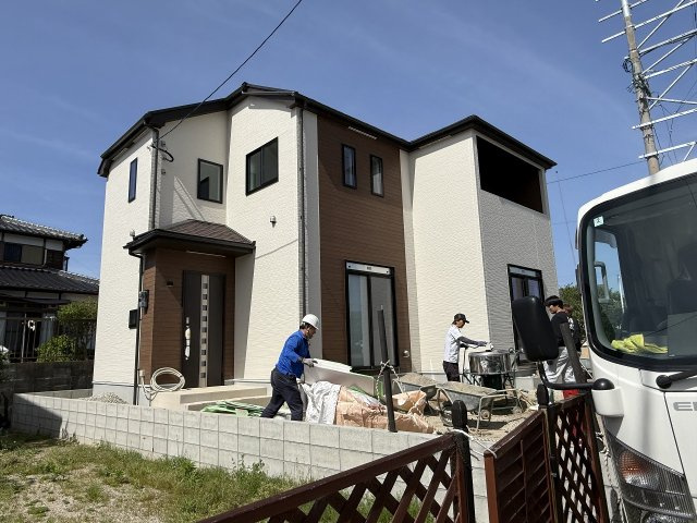 板持2丁目　新築戸建　2棟