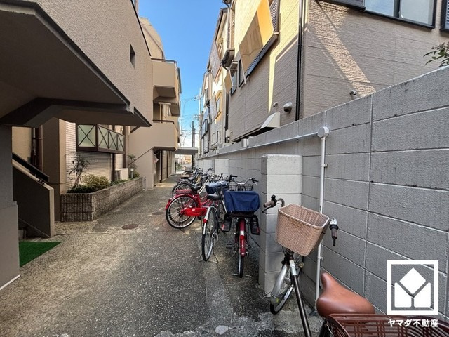 ポラーノ園和の駐輪場|広々としており、使い勝手の良い駐輪場がございます。