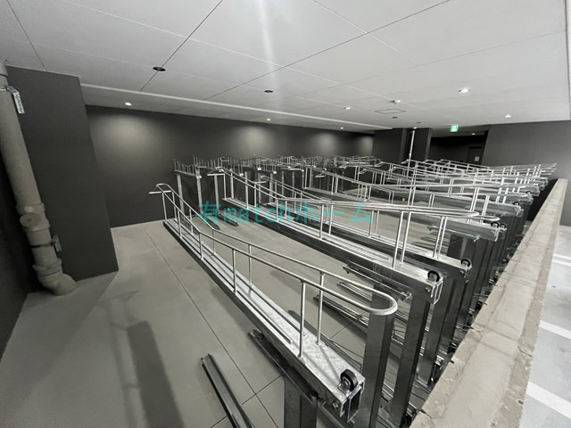Alivis三国本町の駐車場