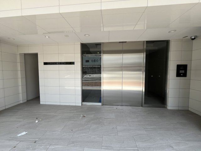 ワールドアイ大阪城EASTⅡのエントランス