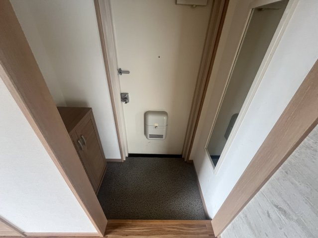 湊川第３マンションの玄関