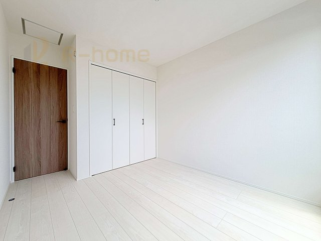 取手市白山8期　新築戸建て　1号棟の洋室|どんな部屋家具も合わせやすいシンプルな洋室！
たっぷりの日差しと心地よい風が舞い込む住まい♪