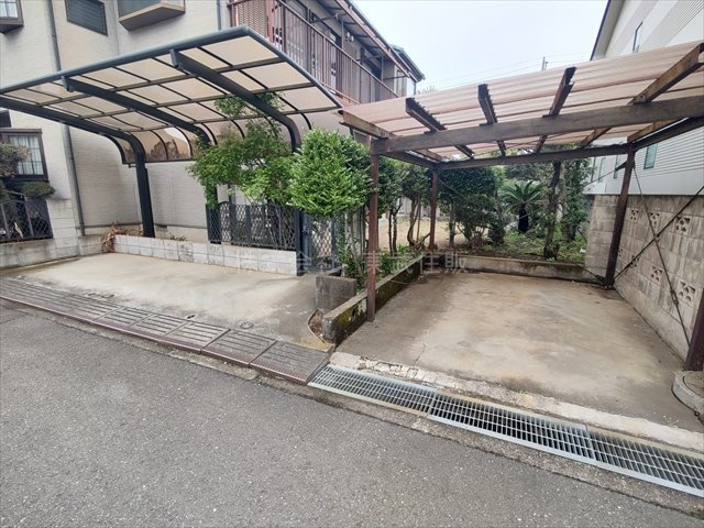 【駐車場】の画像
