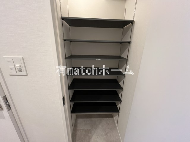 スプランディッド弁天町WESTの収納