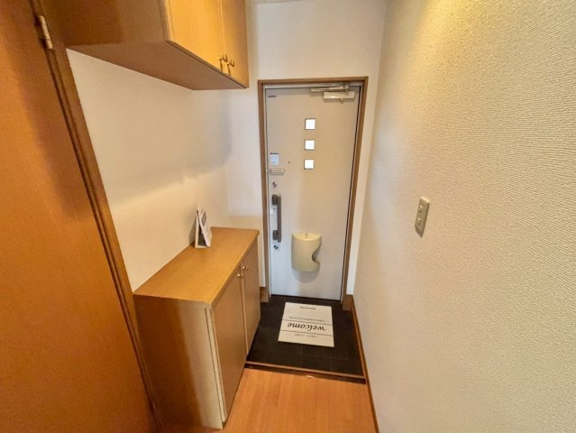 レオントポディウム　Ⅱ番館の玄関
