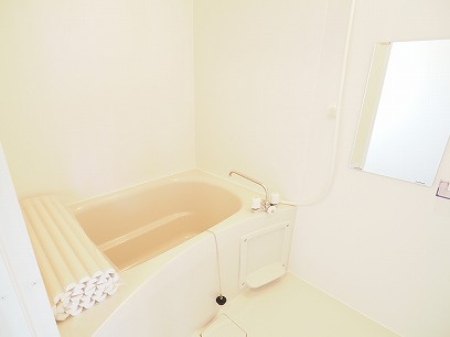 高崎市中尾町のアパートの浴室