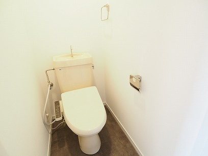 高崎市中尾町のアパートのトイレ