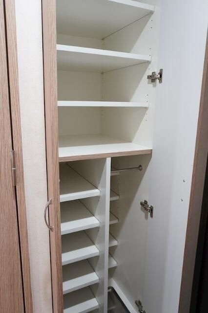 ルーブル蓮根弐番館の収納