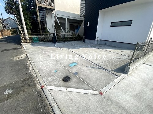 【駐車場】 | 【仲介手数料０円】茅ヶ崎市中海岸4丁目　新築一戸建て　1号棟　全3棟 | 【仲介手数料０円】茅ヶ崎市中海岸4丁目　新築一戸建て　1号棟　全3棟