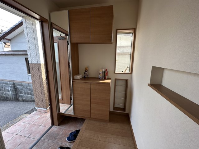 曽根町貸家の玄関