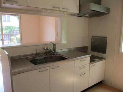 【キッチン】 | リビングタウン南花島 Ｃ | キッチン