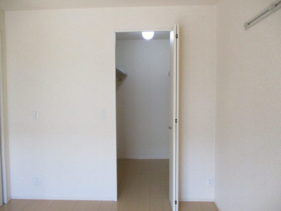 【収納】 | リビングタウン南花島 Ｃ | ウォークインクローゼット