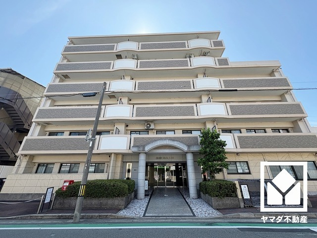 ソルディオ北武庫之荘の外観|「武庫北小学校」まで徒歩9分。低学年のお子様も安心して通学していただけます。