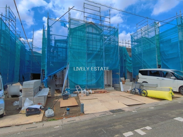草加市谷塚仲町 新築分譲住宅 全6棟 C号棟の外観