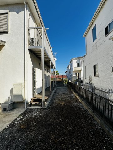 中郡大磯町国府新宿　敷地広々中古戸建の庭