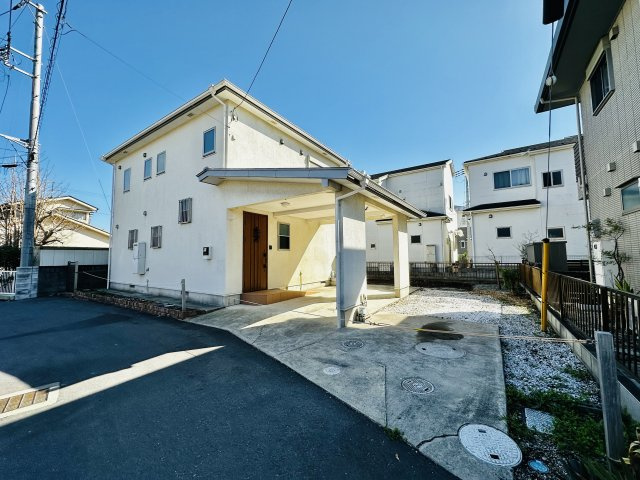 中郡大磯町国府新宿　敷地広々中古戸建の外観