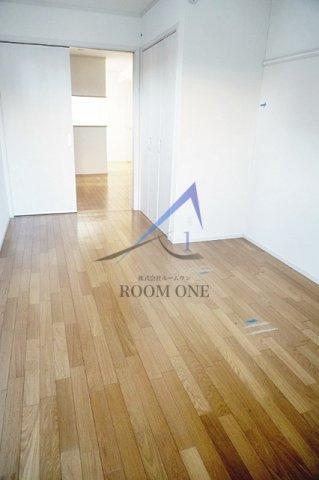 Ｅｌｓａの居間・リビング|洋室のお部屋です。