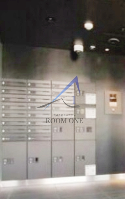 プレール・ドゥーク平和台のその他共用部分|集合ポストと宅配ボックスです。