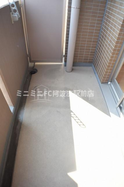 エステムコート難波WEST-SIDE大阪ドーム前のバルコニー