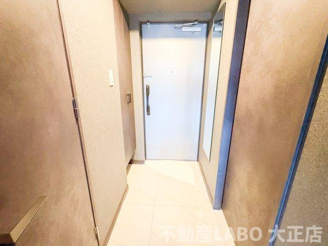 S-RESIDENCE難波西alterの玄関