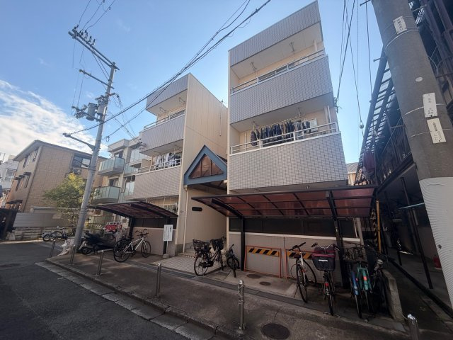 エレガントマンションの外観