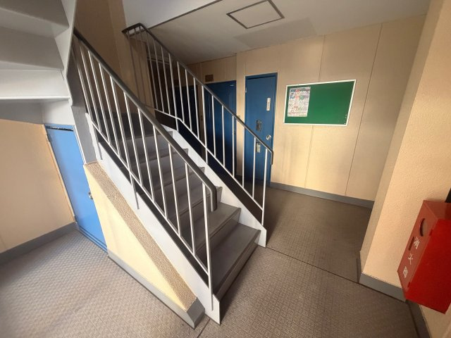 エレガントマンションのロビー