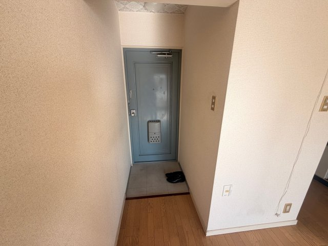 エレガントマンションの玄関