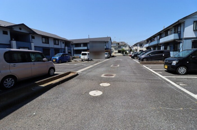 【駐車場】 | フレマリール鎌ヶ谷 A | 駐車場