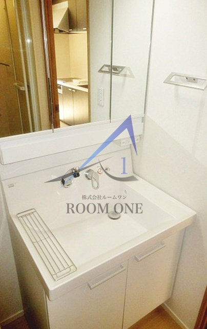 ラシーネ東中野の洗面所|洗面台です。