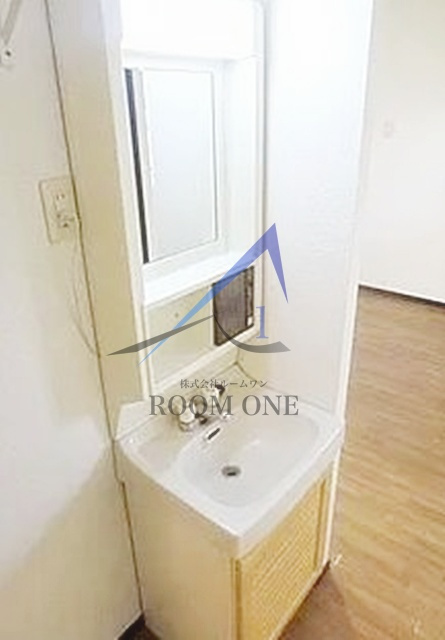 ウイングRの洗面所|洗面台です。