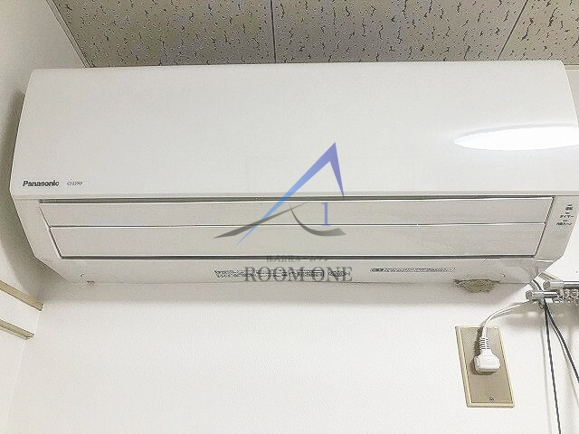 ローレル横濱壱番館の設備|エアコンです。