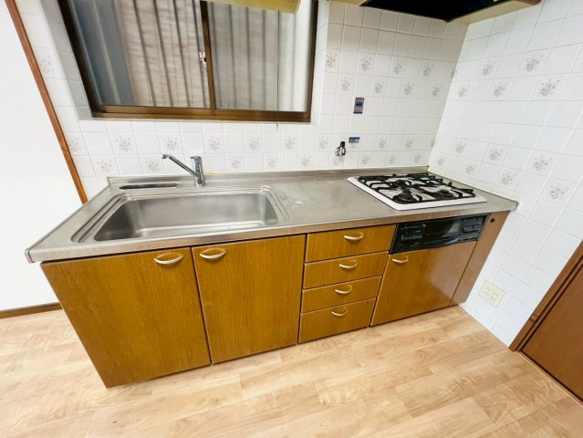 塩屋町6丁目貸家のキッチン
