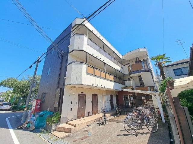 ハイツエリーゼの外観